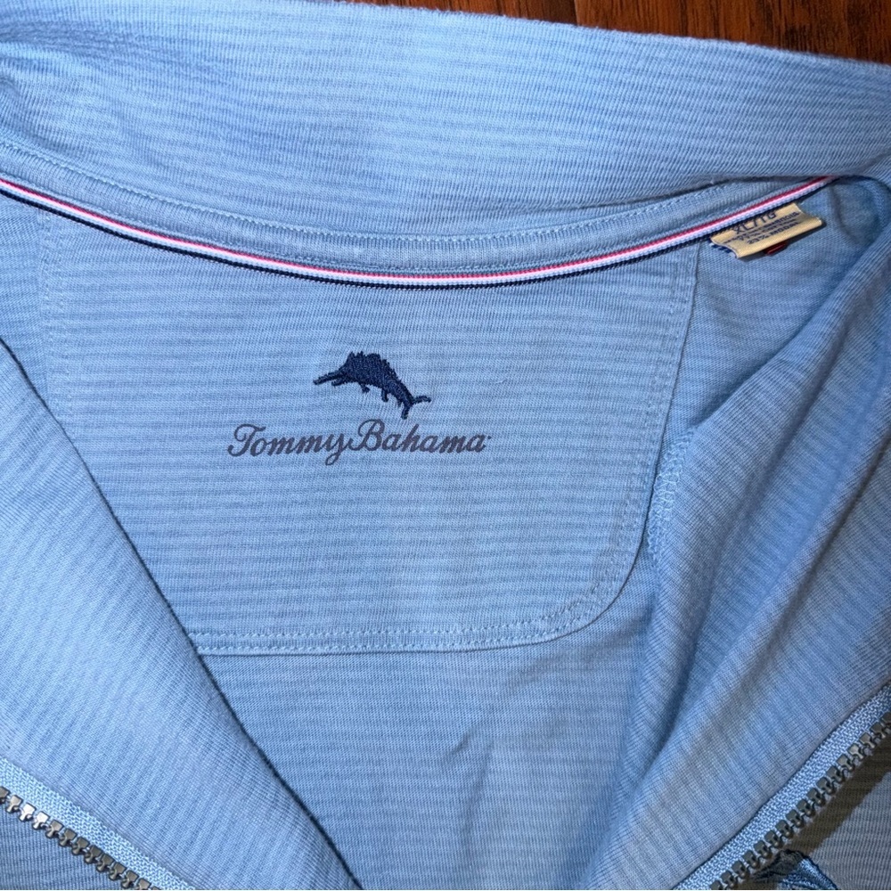 Men’s Tommy Bahama Shadow Cove Quarter-Zip Pullover – Size XL - Picture 4 of 6